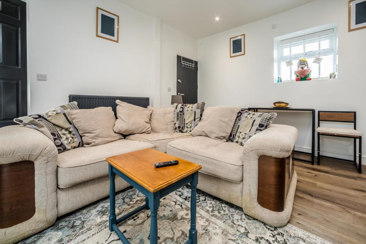 The Cosey Tucked-Away Cottage 2 Or 3 Bedroom Options Huddersfield Exterior foto